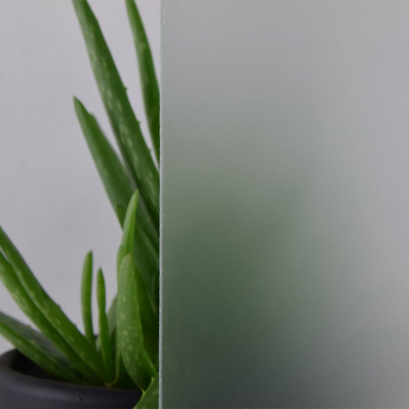 Plateau en verre dépoli