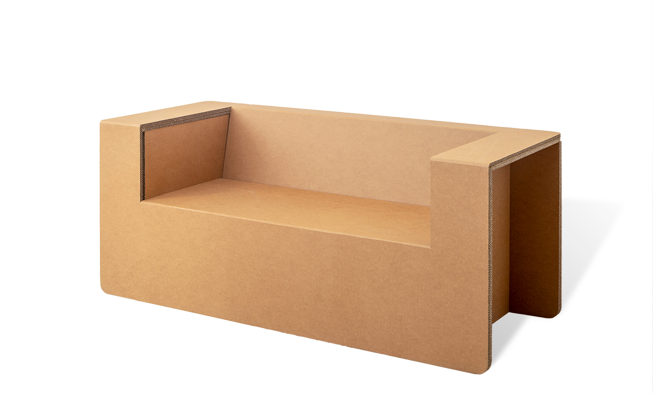 Canapé cartonné MONT BLANC E pour stands événementiels et scénographie professionnelle, structure modulable en carton recyclé avec pieds stabilisateurs, idéal pour espaces ou déplacements rapides - Le Meuble en Carton une marque du groupe Natur Design