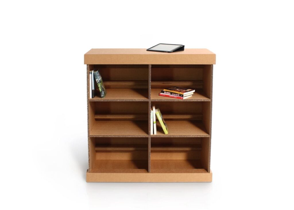 Comptoir modulable en carton recyclé pour stands événementiels ou scénographie professionnelle, avec plaques de rangement et tiroirs intégrés pour organisation pratique des supports visuels et documents sur les salons professionnels - Le Meuble en Carton une marque du groupe Natur Design